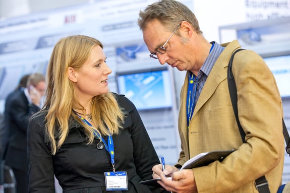 Iris Krampitz talking to a journalist